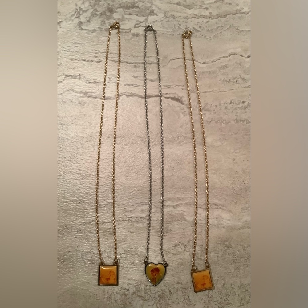 🧡RARE FINDS NWOT Vintage kitsch LOVE STORY pendant necklaces - Picture 3 of 4